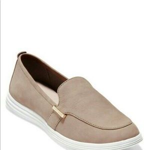 Lightly Worn COLE HAAN Ella Venetian Loafer